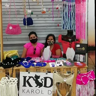 Karol, Emprendedora Renace