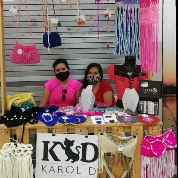 Karol, Emprendedora Renace